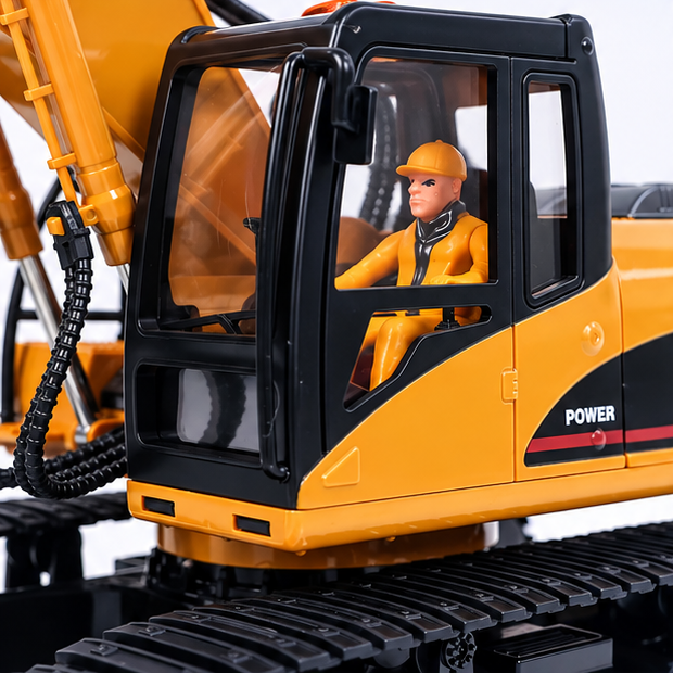 1:14 RC Excavator – Huina 15CH Remote Control Construction Digger