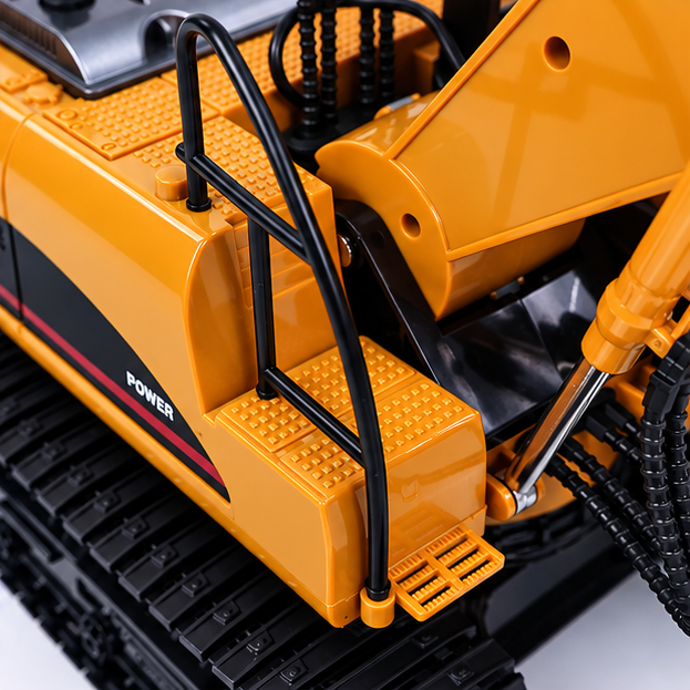 1:14 RC Excavator – Huina 15CH Remote Control Construction Digger