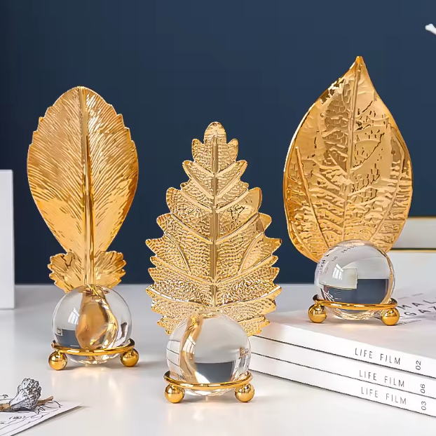 Metal Maple Gold Leaf Décor – Luxe Table & Shelf Accent